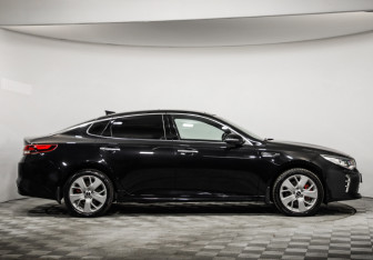 Подержанный автомобиль Kia Optima Sedan 2018 года (4 фото)