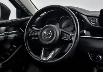 Подержанный автомобиль Mazda 6 Sedan 2021 года (15 фото)