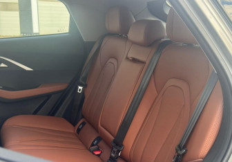 Подержанный автомобиль Omoda C5 2023 года (17 фото)