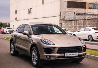 Подержанный автомобиль Porsche Macan 2018 года (5 фото)