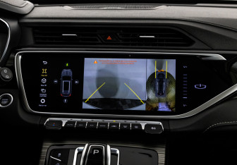 Подержанный автомобиль Geely Atlas Pro 2024 года (19 фото)