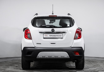 Подержанный автомобиль Opel Mokka 2014 года (6 фото)