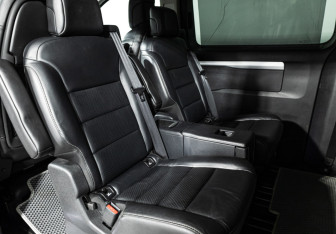 Подержанный автомобиль Citroen SpaceTourer 2017 года (10 фото)