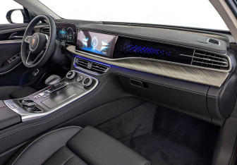 Новый Hongqi H9 2024 (9 фото)