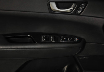 Подержанный автомобиль Kia Optima Sedan 2018 года (21 фото)