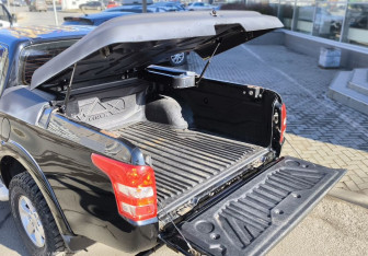 Подержанный автомобиль Mitsubishi L200 2017 года (7 фото)