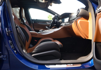 Подержанный автомобиль Mercedes-Benz AMG GT Liftback 2019 года (33 фото)