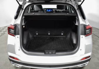 Подержанный автомобиль Chery Tiggo 4 Pro 2023 года (22 фото)