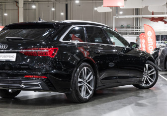 Подержанный автомобиль Audi A6 Wagon 2019 года (8 фото)