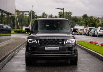 Подержанный автомобиль Land Rover Range Rover 2019 года (4 фото)