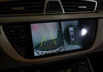 Подержанный автомобиль Geely Atlas 2021 года (17 фото)