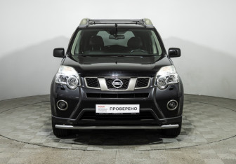 Подержанный автомобиль Nissan X-Trail 2011 года (2 фото)