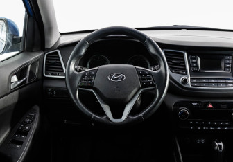 Подержанный автомобиль Hyundai Tucson 2017 года (11 фото)