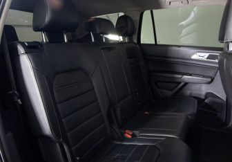 Подержанный автомобиль Volkswagen Atlas 2019 года (12 фото)