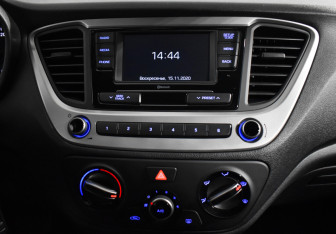 Подержанный автомобиль Hyundai Solaris Sedan 2017 года (14 фото)