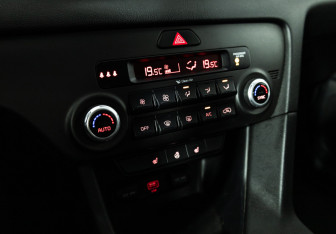 Подержанный автомобиль Kia Sportage 2018 года (15 фото)