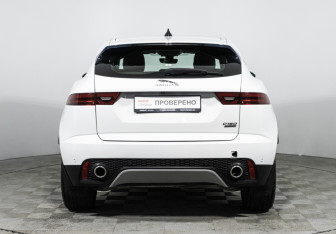 Подержанный автомобиль Jaguar E-Pace 2019 года (6 фото)