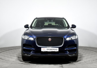 Подержанный автомобиль Jaguar F-Pace 2017 года (2 фото)