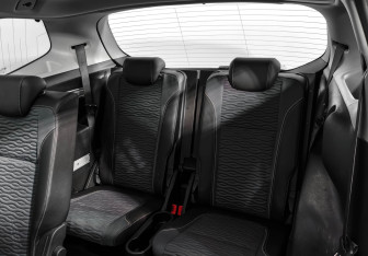 Подержанный автомобиль Opel Zafira Compactvan 2014 года (13 фото)