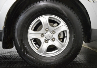 Подержанный автомобиль SsangYong Kyron 2012 года (9 фото)