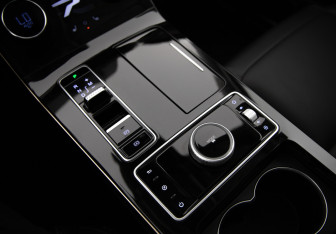 Подержанный автомобиль Exeed LX 2023 года (13 фото)