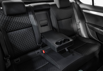 Подержанный автомобиль Skoda Octavia Liftback 2016 года (24 фото)