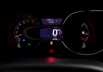 Подержанный автомобиль Renault Kaptur 2017 года (20 фото)