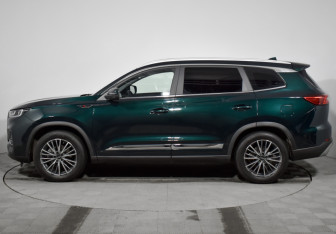 Подержанный автомобиль Chery Tiggo 8 Pro Max 2024 года (8 фото)