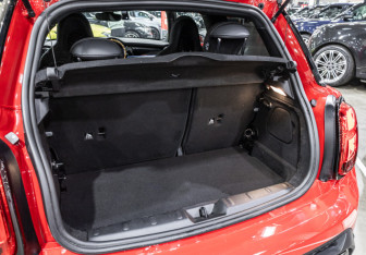 Подержанный автомобиль MINI Hatch 2021 года (29 фото)