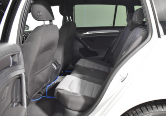 Подержанный автомобиль Volkswagen Golf Wagon 2014 года (13 фото)