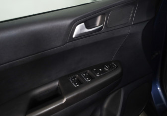 Подержанный автомобиль Kia Sportage 2019 года (17 фото)