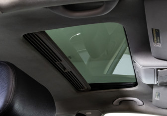 Подержанный автомобиль Volkswagen Passat Sedan 2006 года (17 фото)