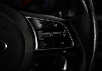 Подержанный автомобиль Kia Seltos 2021 года (13 фото)