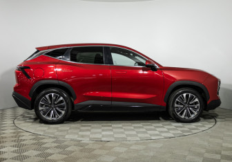 Подержанный автомобиль Jetour Dashing 2023 года (4 фото)