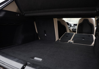 Подержанный автомобиль BMW X1 2021 года (30 фото)