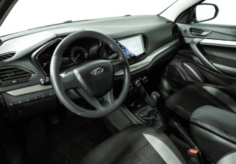 Подержанный автомобиль LADA (ВАЗ) Vesta Sedan 2023 года (11 фото)