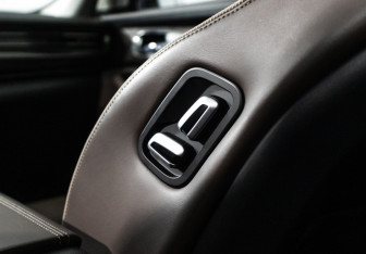 Подержанный автомобиль Exeed VX 2023 года (17 фото)