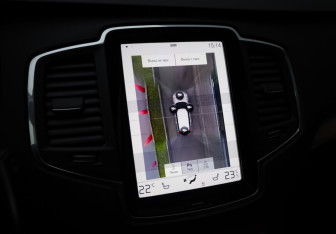 Подержанный автомобиль Volvo XC90 2019 года (16 фото)