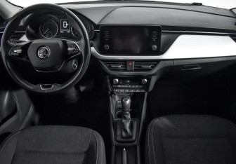 Подержанный автомобиль Skoda Rapid Liftback 2020 года (15 фото)