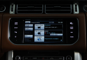Подержанный автомобиль Land Rover Range Rover 2013 года (12 фото)