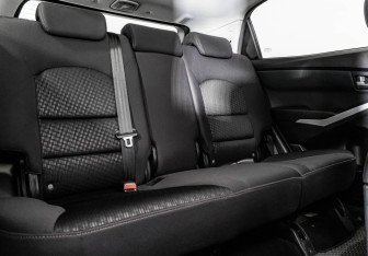 Подержанный автомобиль SsangYong Actyon 2014 года (19 фото)