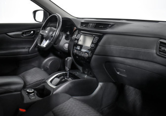 Подержанный автомобиль Nissan X-Trail 2019 года (13 фото)
