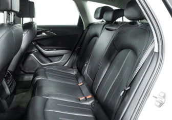 Подержанный автомобиль Audi A6 allroad 2016 года (10 фото)