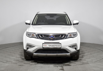 Подержанный автомобиль Geely Atlas 2020 года (2 фото)