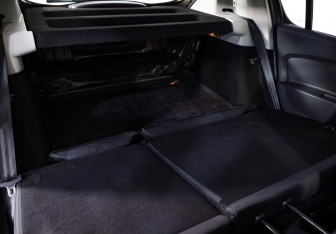 Подержанный автомобиль Renault Sandero 2020 года (23 фото)