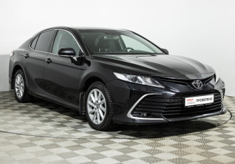Подержанный автомобиль Toyota Camry Sedan 2021 года (3 фото)