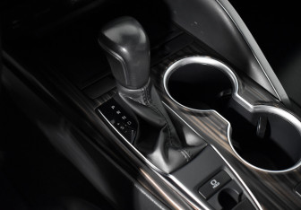 Подержанный автомобиль Toyota Camry Sedan 2020 года (10 фото)