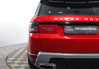 Подержанный автомобиль Land Rover Range Rover Sport 2018 года (10 фото)