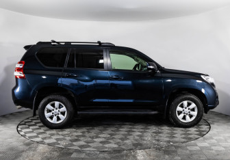 Подержанный автомобиль Toyota Land Cruiser Prado 2013 года (4 фото)