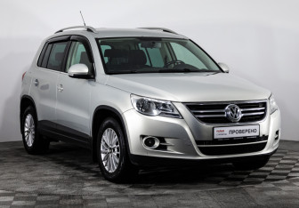 Подержанный автомобиль Volkswagen Tiguan 2011 года (3 фото)